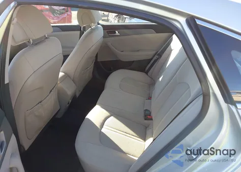 2017 Hyundai Sonata z USA, uszkodzony, nr VIN 5NPE24AF5HH574540